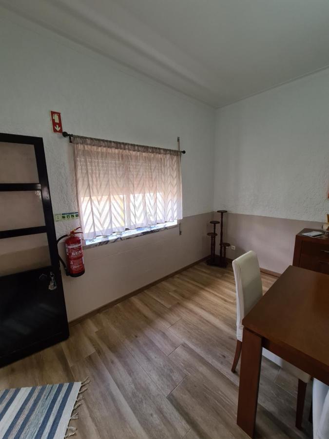 Gomes & Fortunato House Casais Brancos Bagian luar foto