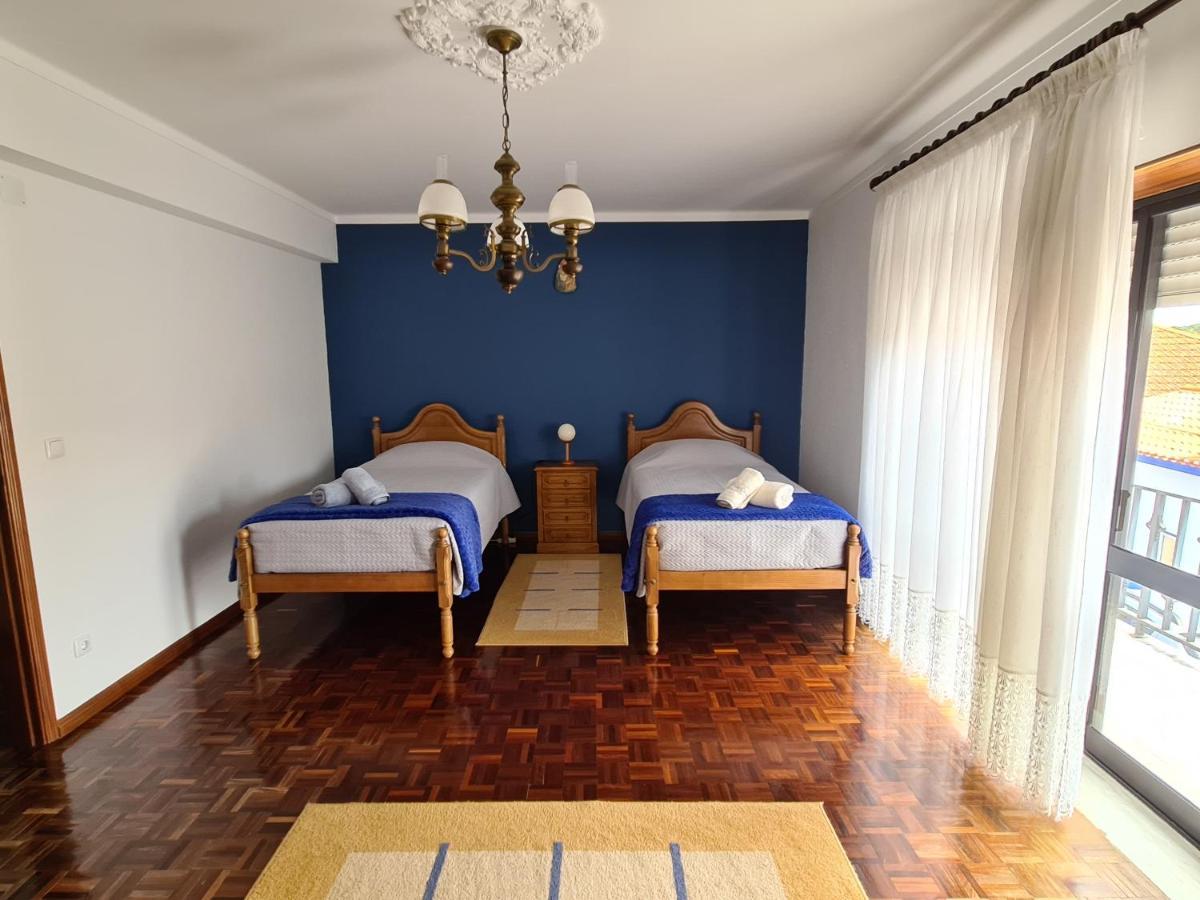 Gomes & Fortunato House Casais Brancos Bagian luar foto